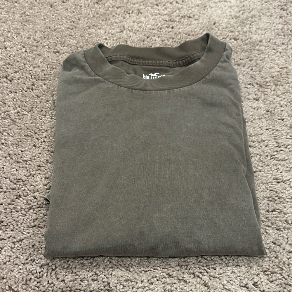 Hollister T-Shirt